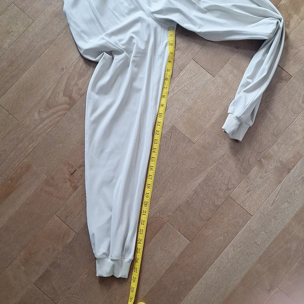 Rare Lululemon Team Canada Olympics pants - Picture 6 of 7